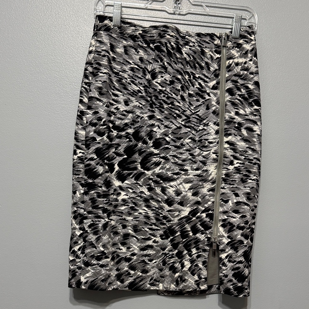 Talbots Monochrome Patterned Pencil Skirt